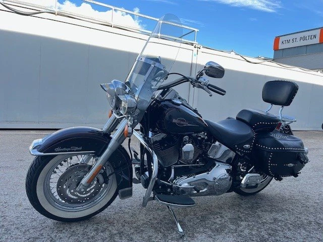 Harley-Davidson Softail Heritage Classic FLSTC (Deep Cherry/Black Pearl) - Bild 9