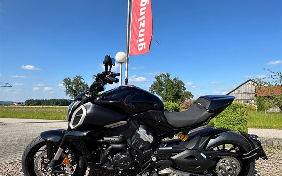 Gebrauchtmotorrad Ducati Diavel V4 - Bild 2