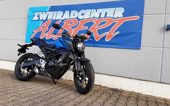 Gebrauchtmotorrad Honda CB125R - Bild 7