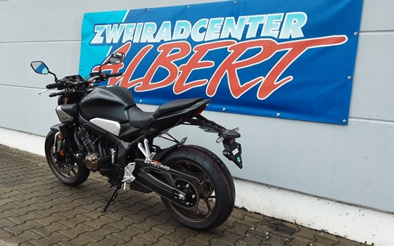 Gebrauchtmotorrad Honda CB650R E-Clutch - Bild 2