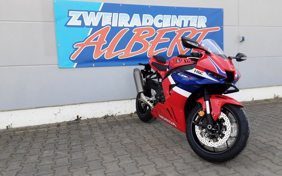Gebrauchtmotorrad Honda CBR1000RR-R Fireblade - Bild 7