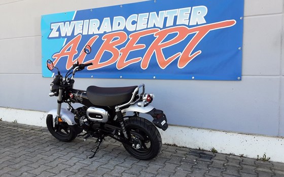 Gebrauchtmotorrad Honda Dax 125 - Bild 3