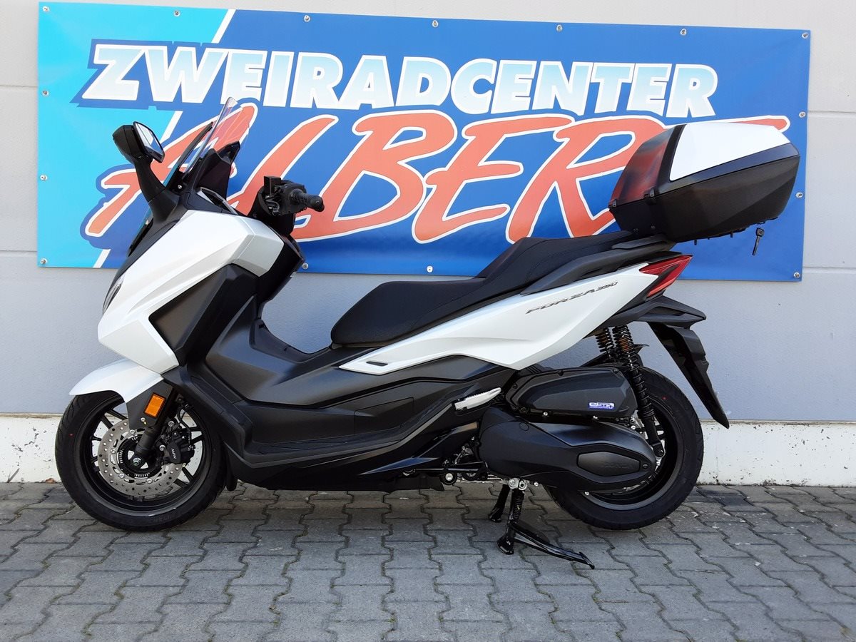 Honda Forza 350