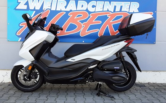Gebrauchtmotorrad Honda Forza 350 - Bild 1