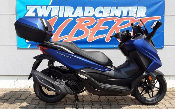Gebrauchtmotorrad Honda Forza 125 - Bild 1