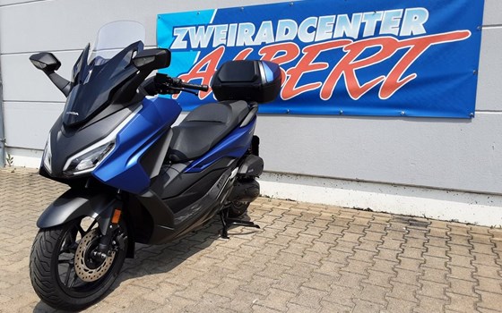 Gebrauchtmotorrad Honda Forza 125 - Bild 6