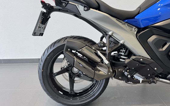 Gebrauchtmotorrad BMW R 1300 R - Bild 2