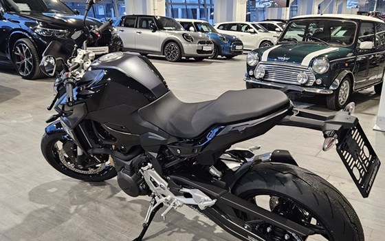 Neufahrzeug BMW F 900 R - Bild 3