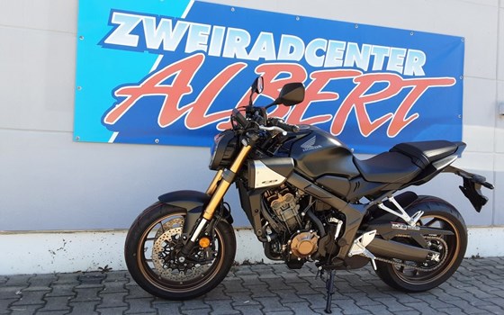 Gebrauchtmotorrad Honda CB650R E-Clutch - Bild 5