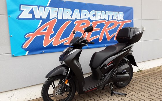 Gebrauchtmotorrad Honda SH150i - Bild 2