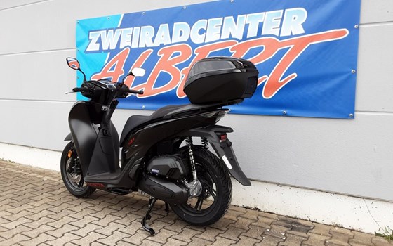 Gebrauchtmotorrad Honda SH150i - Bild 3