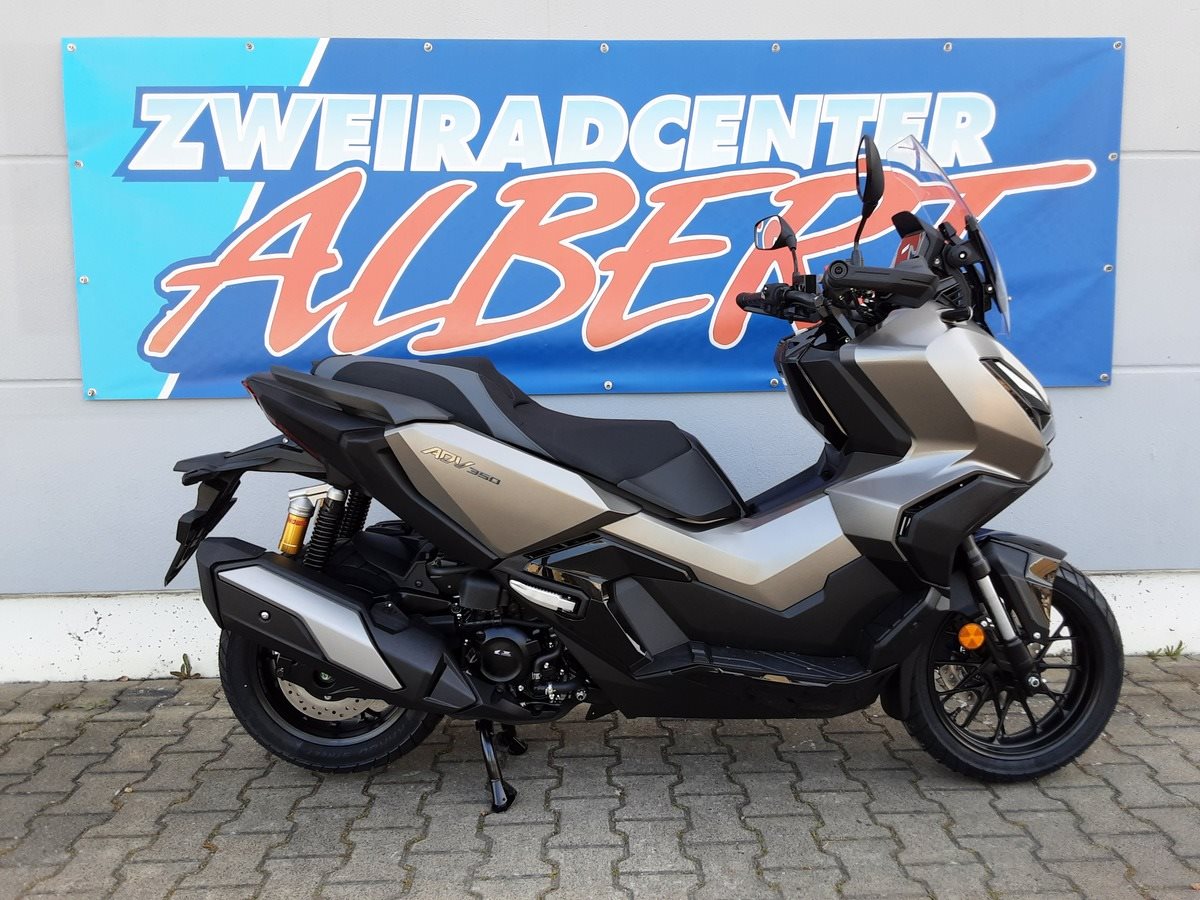 Honda ADV350