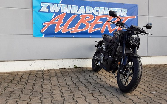 Gebrauchtmotorrad Honda CB125R - Bild 8