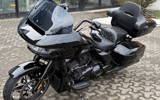 Gebrauchtmotorrad Harley-Davidson Road Glide FLTRX - Bild 6