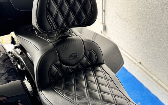 Gebrauchtmotorrad Harley-Davidson Road Glide FLTRX - Bild 9