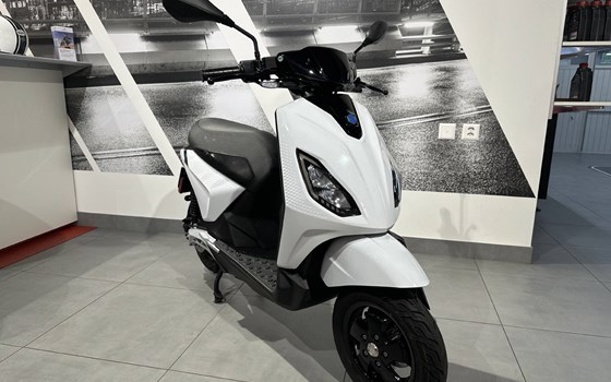 Motorrad Occasion Piaggio 1 Active - Bild 1