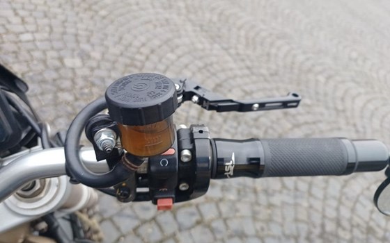 Gebrauchtmotorrad Ducati Monster - Bild 12