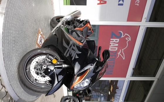 Gebrauchtmotorrad Suzuki GSX 1300 R - Bild 9