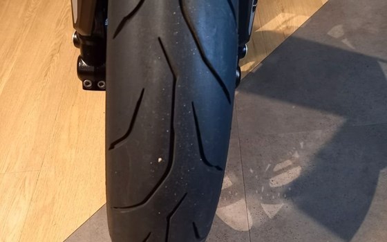 Gebrauchtmotorrad Triumph Street Triple RS - Bild 7