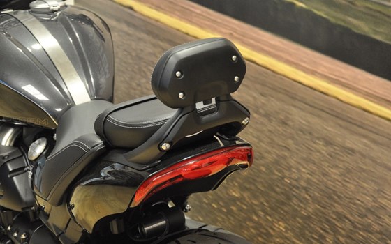 Gebrauchtmotorrad Triumph Rocket 3 Storm GT - Bild 12