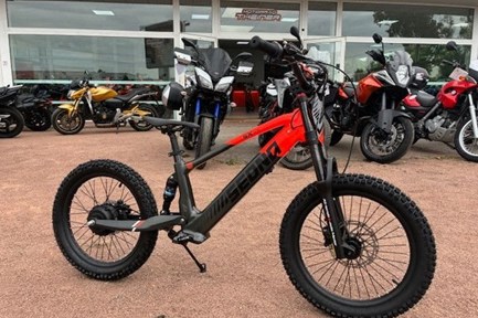 Apollo Commander 1000W