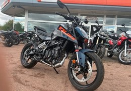 Neumotorrad KTM 125 Duke
