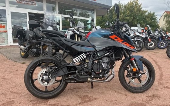 Neufahrzeug KTM 125 Duke - Bild 3