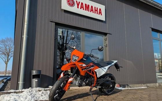 Neufahrzeug KTM 125 SMC R - Bild 1