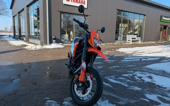 Neufahrzeug KTM 125 SMC R - Bild 4