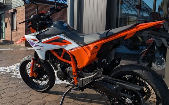 Neufahrzeug KTM 390 SMC R - Bild 5