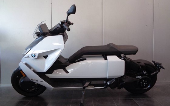 Gebrauchtmotorrad BMW CE 04 - Bild 10