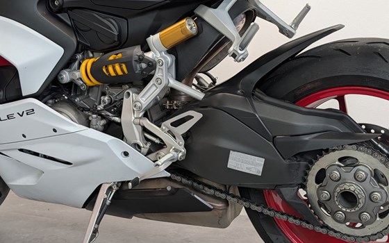 Gebrauchtmotorrad Ducati Panigale V2 - Bild 10