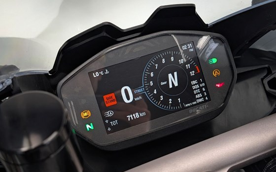 Gebrauchtmotorrad Ducati Panigale V2 - Bild 6