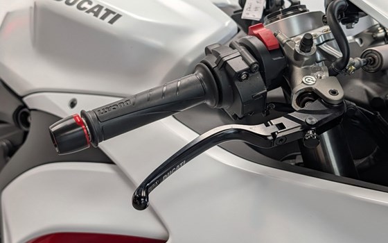 Gebrauchtmotorrad Ducati Panigale V2 - Bild 8