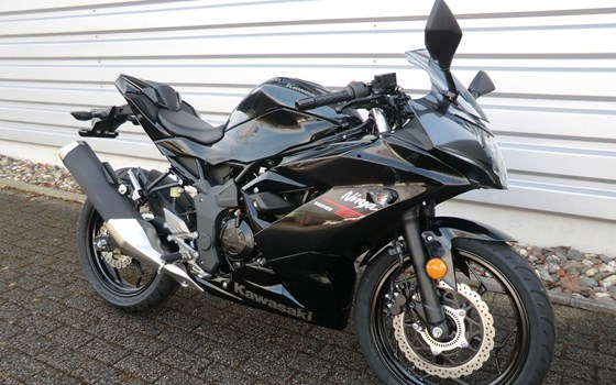 Neufahrzeug Kawasaki Ninja 125 - Bild 2