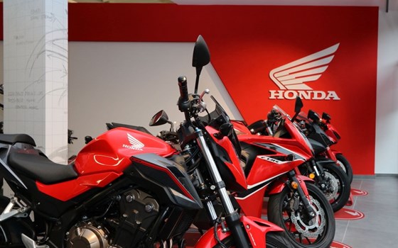 Gebrauchtmotorrad Honda CB125R - Bild 12