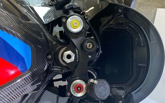 Gebrauchtmotorrad BMW M 1000 RR - Bild 4