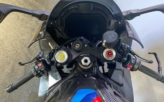 Gebrauchtmotorrad BMW M 1000 RR - Bild 5