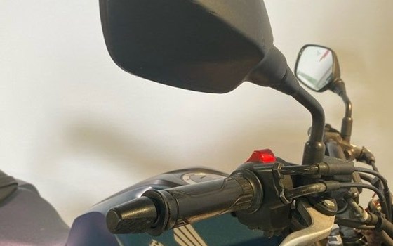 Gebrauchtmotorrad Honda CB125R - Bild 5