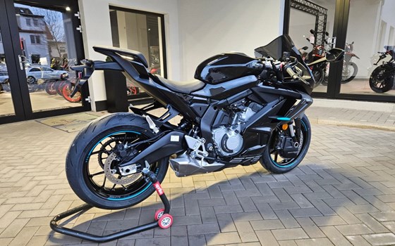 Neufahrzeug CFMOTO 675SR-R - Bild 14