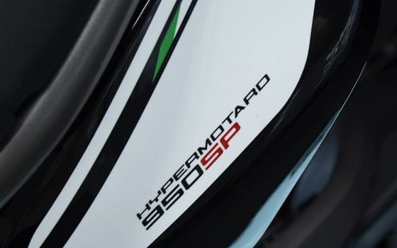 Gebrauchtmotorrad Ducati Hypermotard 950 SP - Bild 3