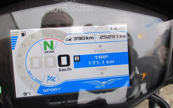 Gebrauchtmotorrad Moto Guzzi V85 TT - Bild 10