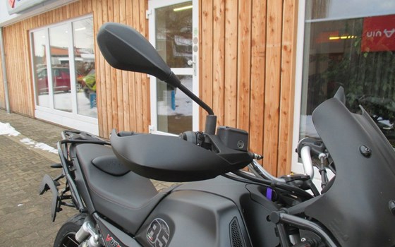 Gebrauchtmotorrad Moto Guzzi V85 TT - Bild 20