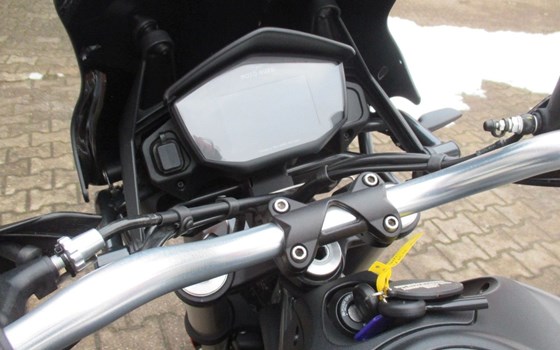 Gebrauchtmotorrad Moto Guzzi V85 TT - Bild 9