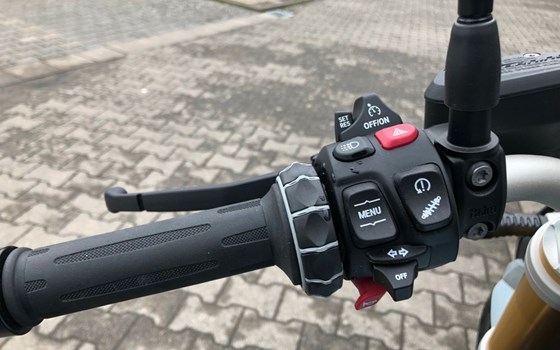 Gebrauchtmotorrad BMW R 1250 R - Bild 18