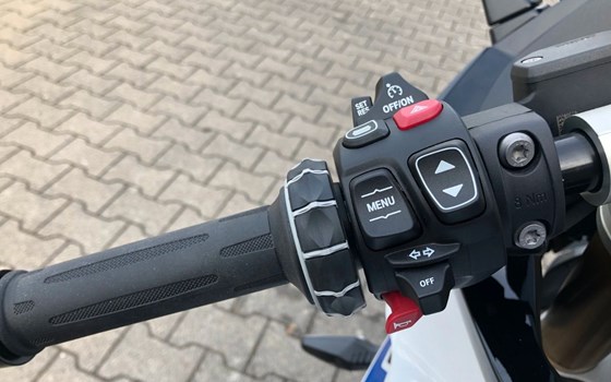 Gebrauchtmotorrad BMW R 1300 RS - Bild 18