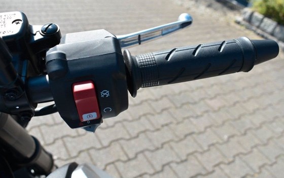 Gebrauchtmotorrad Honda CB750 Hornet - Bild 9