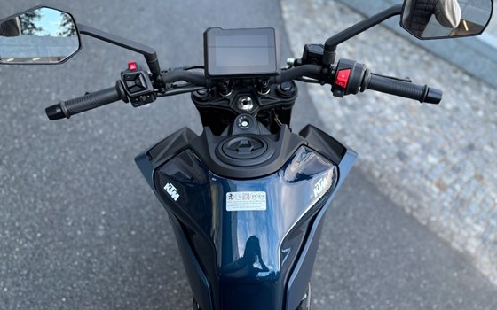Neufahrzeug KTM 125 Duke - Bild 15