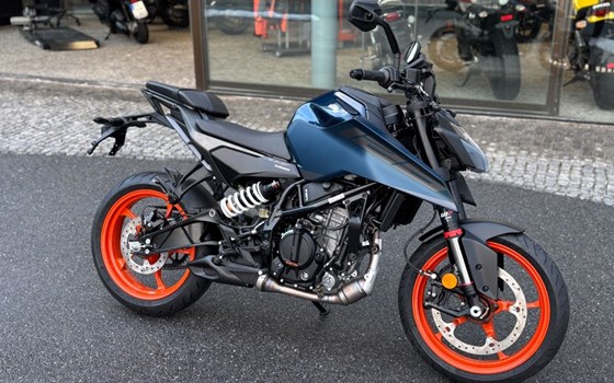Neufahrzeug KTM 125 Duke - Bild 5