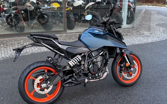 Neufahrzeug KTM 125 Duke - Bild 7